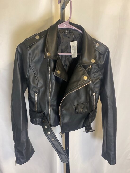 Windsor Faux Leather Moto Jacket Womens Small Black Cropped Belted NWT - Picture 4 of 10